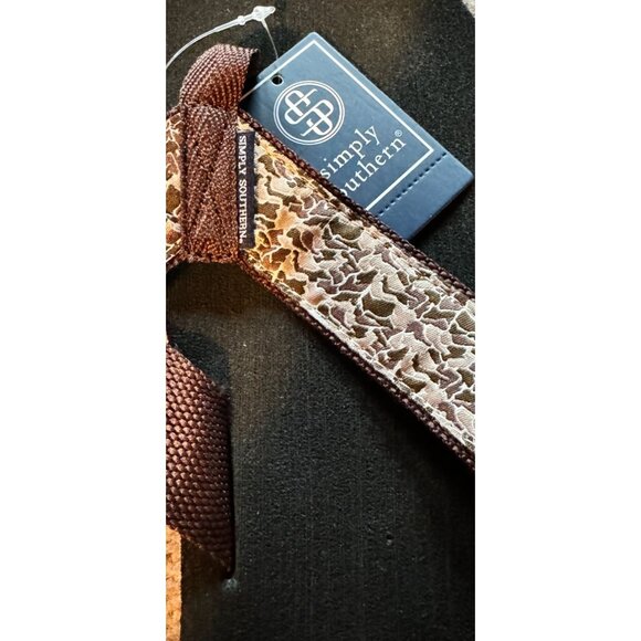 Simply Southern Men Flip Flops With Camo Print Straps Medium 8.5/9.5 - Picture 7 of 9